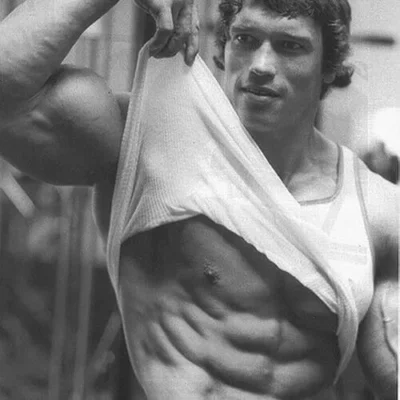 برنامه بدنسازی آرنولد