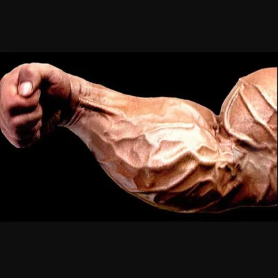 در ضیافت بازو با "عباس مهدوی "و "مهدی عیاری"