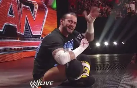 بیوگرافی سی ام پانک biograohy of cm punk