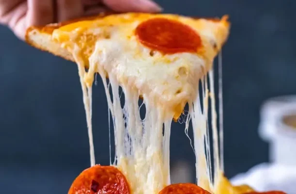 ارزش غذایی پنیر پیتزا