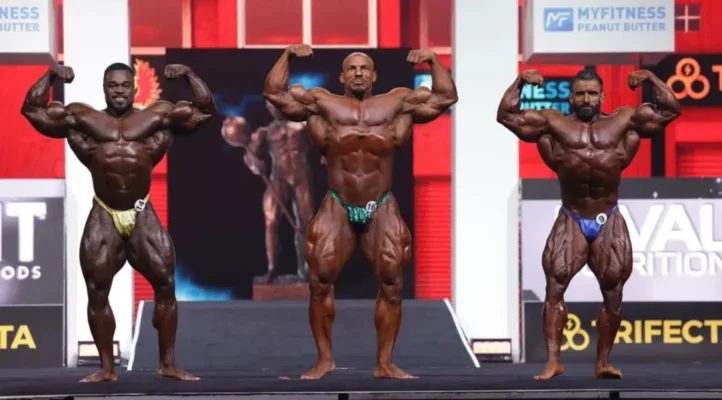 Front Double Biceps pose