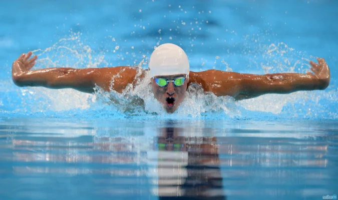 تغذيه مناسب برای ورزش شنا