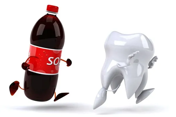 توجه توجه نوشابه دندان را حل می‌کند!!!