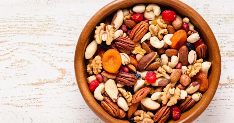 بهترین آجیل برای بدن‌سازی