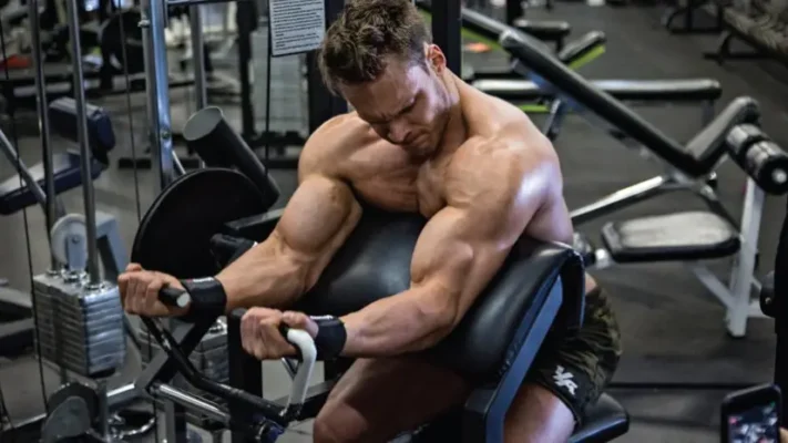 هرگز به بازوهای حجیم دست نخواهید یافت!